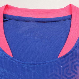 ชุดฟุตบอลแบบกำหนดเองสำหรับทีม ระบายอากาศได้ดี แห้งเร็ว เหมาะสำหรับการฝึกซ้อมและการแข่งขัน ชุดกีฬาประสิทธิภาพสูง - Product Image 5