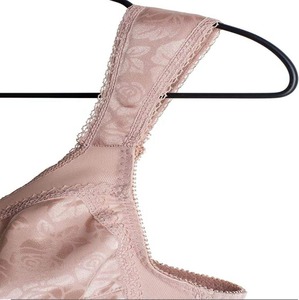 Soutien-gorge de sport sans couture pour femme grande taille, col en V, avec logo frontal, maintien élevé, bretelles réglables, beige, pour la course - Product Image 3
