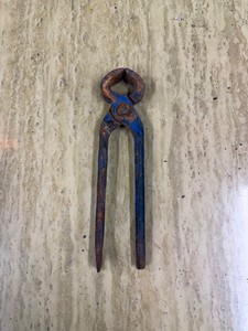 Top Selling Horse Equestrians Products Veterinary Instruments Hoof Care Tong Nail <b>Pullers</b> Rust Resistant Nails <b>Puller</b> - Product Image 3