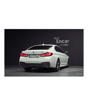 BMW Série 5 530i M Sport 2023/10 Euro V Emission Volant à Gauche Boîte de Vitesses Automatique 37 940 km - Product Image 4