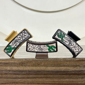 Pinza para el pelo de cuero vacuno occidental hecha a mano con diseño floral de cactus, pasador de cuero genuino, accesorio para el pelo estilo vaquera boho - Product Image 5