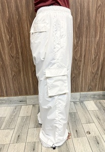 Pantalones de Esquí Impermeables de Alto Rendimiento para Hombre y Mujer, Pantalones de Snowboard Resistentes al Viento, para Deportes de Invierno al Aire Libre, Acolchados y Holgados - Product Image 6