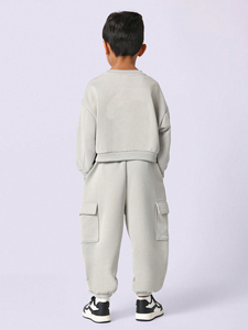 Ensemble survêtement enfant personnalisé avec logo, sweat-shirt et pantalon de jogging gris, tenue décontractée 8-13 ans, imprimé lettres sur le devant - Product Image 2