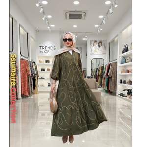 Tendencias 2026, Vestido Abaya Musulmán Modesto Estampado para Eventos Formales/Nocturnos, Transpirable, 100% Poliéster, Recto, Manga Larga, con Cintura Ajustada - Product Image 1