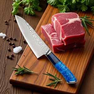 Cuchillo de Chef Hecho a Mano de Acero de Damasco con Mango de Resina Azul y Funda de Cuero, Cuchillos Profesionales de Supervivencia Tracker, A&M Enterprises - Product Image 3