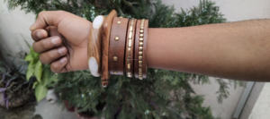 Brazaletes Redondos de Madera de Mango Hechos a Mano, Personalizados, Duraderos, Estilo Religioso, con Cristal, Nuevo, Oferta de Navidad, Buen Precio - Product Image 4