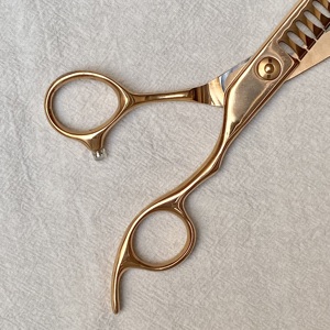 Tijeras de acero inoxidable para mascotas Fuente de alimentación de embalaje a granel para herramientas de aseo para perros y gatos - Product Image 5