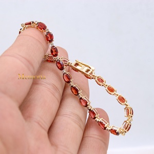 สร้อยข้อมือเทนนิสทองคำ 14K ประดับโกเมนรูปไข่ธรรมชาติ |   เครื่องประดับเพชรแฮนด์เมดสุดหรูสำหรับผู้หญิง ราคาขายส่ง - Product Image 6