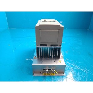 Disjoncteur Eaton G1002BG0DA à boîtier moulé, d'occasion, pièces d'équipement semi-conducteur d'époque - Product Image 3