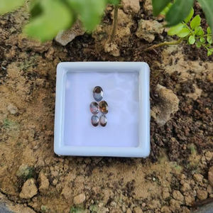 พลอยเพทายสีน้ำตาลธรรมชาติทรงรีเหลี่ยมเพชรพลอย - Product Image 1