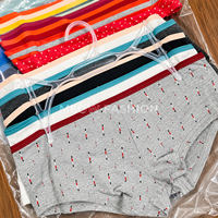 Culottes pour femmes en gros à bas prix, couleur unie, noir et blanc, en coton respirant, lot de stock d'usine, export