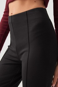 กางเกงโยคะผ่าข้างสำหรับผู้หญิง ราคาโรงงาน ยืดหยุ่นสูง กางเกงเลกกิ้งทรงบาน กางเกงขายาวทรงกว้าง รับผลิตแบรนด์ตามสั่ง - Product Image 5