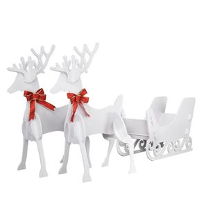 Traînes de rennes en PVC blanc pour décorations de Noël avec détails de cerf - Product Image 1