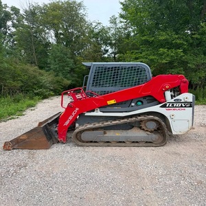 รถตักล้อยาง Takeuchi TL10V2 ให้ประสิทธิภาพการทำงานที่แข็งแกร่ง มีความเสถียรยอดเยี่ยม และความสามารถในการทำงานที่หลากหลาย - Product Image 5