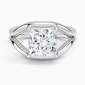 Bague de fiançailles en moissanite taille princesse 2 carats, solitaire à double sangle croisée - Product Image 3