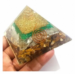 Pirámide de Sanación con Combinación de Gemas de Ojo de Tigre, Malaquita y Selenita para Reiki, Chakra, Orgón y Meditación, Artículo Coleccionable - Product Image 3