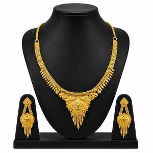 Juego de Joyería de Moda de Latón con Baño de Oro Teñido de 14K, 18K, 24K, Collares Cortos, Diseño Tradicional, Venta al por Mayor - Product Image 1