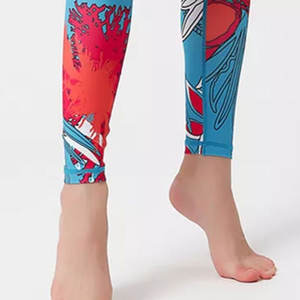 Pantalons de yoga respirants de haute qualité à taille haute, imprimés numériquement, vêtements de fitness pour femmes avec logo, leggings de yoga à taille élastique - Product Image 6