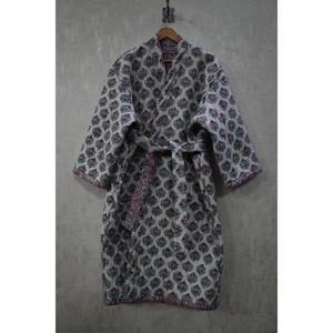 Chaqueta Acolchada de Algodón Kantha, Abrigo Largo Reversible Estilo Boho para Mujer, Bata Hecha a Mano Estilo Kimono - Product Image 1