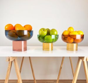 Bol à salade en résine personnalisé, fait main, pour la cuisine et la table, destiné aux restaurants et aux services de traiteur, par la collection Handmade. - Product Image 2