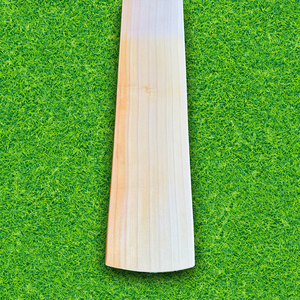 Bate de Críquet Personalizado de Madera de Sauce Inglés para Diestros, Ligero, con Funda, Acabado Profesional, Agarre Cómodo para Jugadores y Equipos - Product Image 2