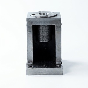 Blocs de boîtier métalliques de précision, pièces de transmission industrielles usinées sur mesure par CNC, composants d'équipement mécanique robustes fabriqués - Product Image 1