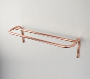 Porte-serviettes mural en métal à double rail en acier inoxydable pour salle de bain - Product Image 4