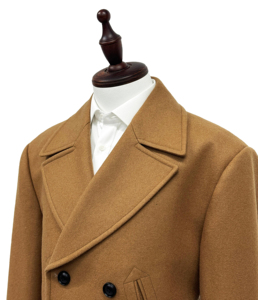 Abrigo de lana de camello para hombre, doble botonadura, largo hasta la rodilla, con solapa con muescas - Product Image 3