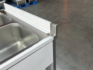 Mesa de Fregadero de Acero Inoxidable para Cocina Comercial o Restaurante, con Orificio de Drenaje, Recubrimiento en Polvo de Grado Alimenticio, Patas de Altura Ajustable, 300 kg/m - Product Image 2