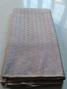 Tissu brocart jacquard à motif de feuillage avec finition métallique, textile jacquard tissé pour vêtements et habillement - Product Image 3
