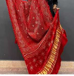 Dupatta de fiesta de seda Gaji pura con estampado bandhani - Product Image 4