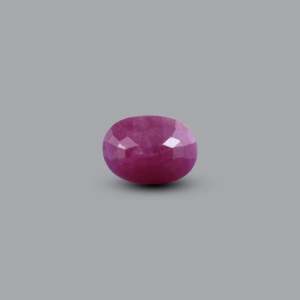 4.45 Carat Oval Cut African Ruby Loose Gemstone for Fine Jewelry - Product Image 2