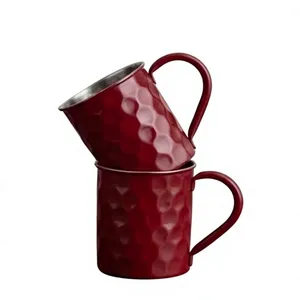 Mug en cuivre martelé rouge rubis de qualité supérieure pour Moscow Mule, tasses à cocktail de luxe doublées, robustes, texturées, motif nid d'abeille - Product Image 1