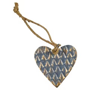 Luxury Metal Heart <b>Tree</b> <b>Ornament</b> for Seasonal Hospitality Decoration - Product Image 1