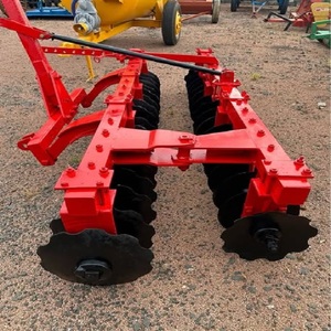 Herse à disques, équipement agricole robuste pour la préparation efficace du sol et la culture des champs - Product Image 2
