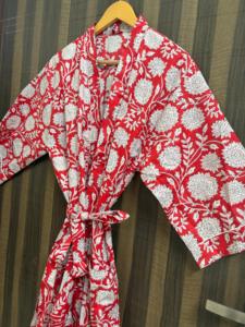 Bata Kimono de Algodón Transpirable para Mujer, con Cuello en V y Estampado Floral Rojo, Ligera, para Verano, Ropa de Estar por Casa o Playa - Product Image 2