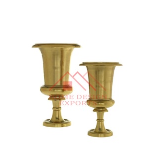 Vente chaude centres de table en plaqué or urnes Vases à fleurs pour décor de jardin hôtel et restaurant Vases de centres de table en aluminium argenté - Product Image 1