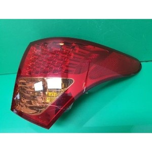 Feu arrière droit Veracruz (ou feu arrière de hayon) d'occasion OEM 92403J1 - Product Image 1