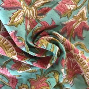 Tissu en coton imprimé à la main – Imprimé floral jaal rose sur fond vert sarcelle, textile indien traditionnel - Product Image 2