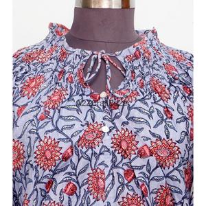 เดรสผู้หญิงผ้าฝ้ายถักมือ 100% สไตล์ลำลองสำหรับสาวออฟฟิศ ระบายอากาศได้ดี เป็นมิตรกับสิ่งแวดล้อม แขนยาวแบบมินิ คอทรงโอ พิมพ์ลายดอกไม้ - Product Image 3