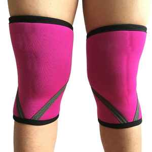 Las rodilleras flexibles para levantamiento de pesas mejoran la estabilidad de la rodilla durante las sesiones diarias de entrenamiento de piernas con alta intensidad. - Product Image 6
