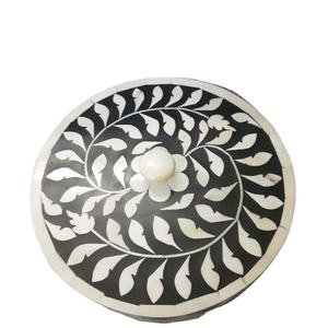 Boîte ronde à bijoux en incrustation d'os indien artisanal mallette de rangement en résine et vadrouille faite à la main avec taille personnalisée et design élégant pour la décoration intérieure - Product Image 4