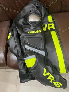 Chaqueta de Motociclismo Rossi VR46 de Cuero, de Alta Calidad, Personalizable, Resistente al Viento, con Impresión por Transferencia de Calor, Manga Larga, Unisex - Product Image 3