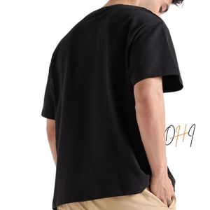 Camiseta Negra de Corte Regular para Hombre, Personalizada OEM, 100% Algodón, Estilo Urbano, Cuello Redondo, Informal, Ecológica, Transpirable, 230g - Product Image 5