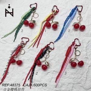 พวงกุญแจตุ๊กตา LLAVERO LLAVERO - Product Image 1