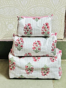 Floral Embroidered Cotton Cosmetic Bag Small Size Zipper Closure Toiletry Bag Portable <b>Makeup</b> <b>Case</b> Vintage Style - Product Image 5