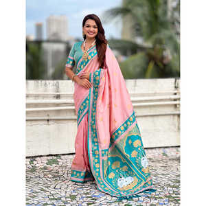 Sari tissé traditionnel Zari Elite Weaves en soie douce rose pâle, foulards et châles ethniques Pichwai 600g - Product Image 6