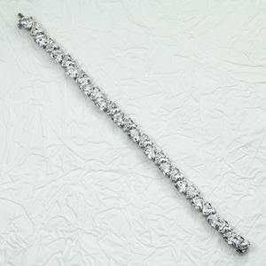 Bracelet chaîne plaqué or blanc 14 carats de haute qualité pour collection de bijoux de mariée et de fiançailles, disponible au meilleur prix - Product Image 2