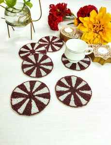 Ensemble de dessous-de-verre en perles de verre décoratives, rond, avec support en tissu doré, pour la table de Noël, la cuisine ou la salle à manger en hiver - Product Image 5