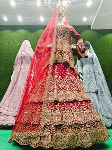 Vestido de novia informal de última moda LX Bridal con intrincado trabajo Dori, diamantes y piedras Jarkan, con diseño de cola de novia. - Product Image 6